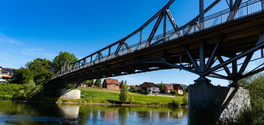 Eine Brücke