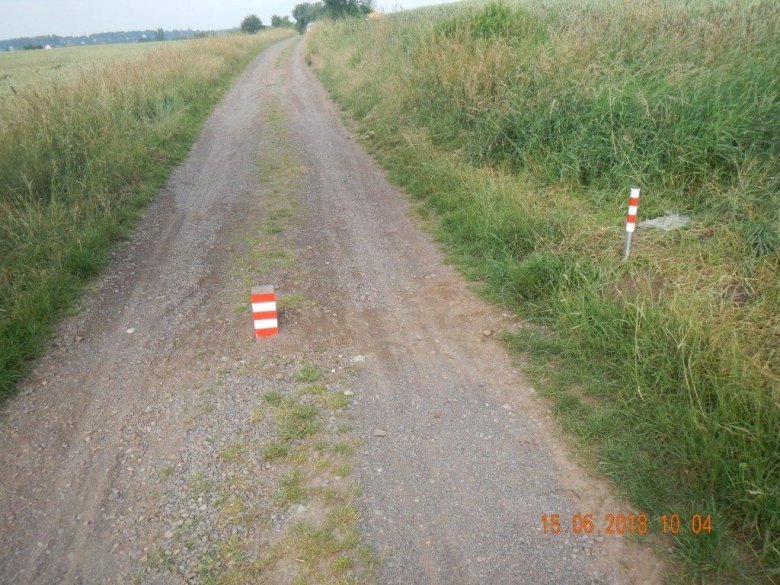 Illegale Hindernisse auf dem Wirtschaftsweg