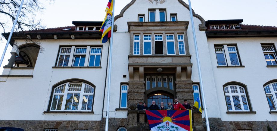 Hissen der Tibet-Flagge